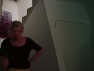 Nudeceleb- Lina Beckmann – Fuuhlen Sie sich manchmal ausgebrannt und leer (2017) HD 1080p