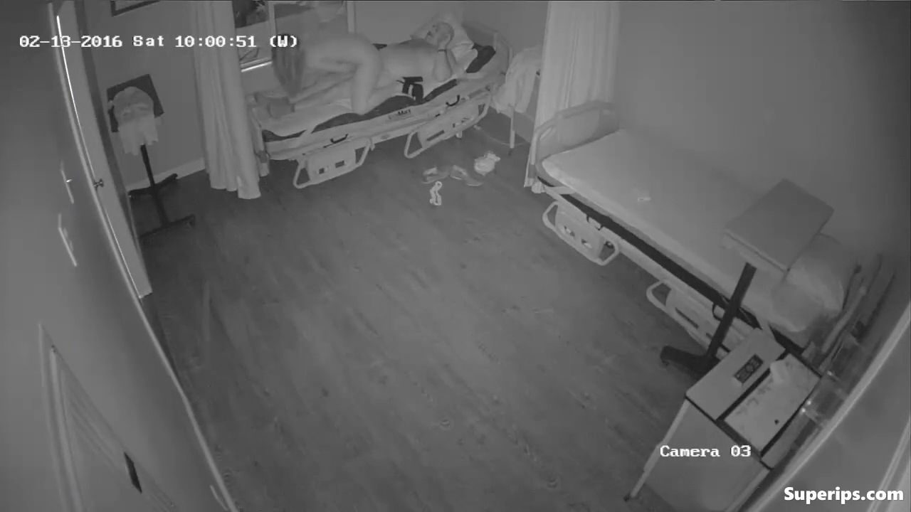 IPCAM – German doctor has sex with young nurse