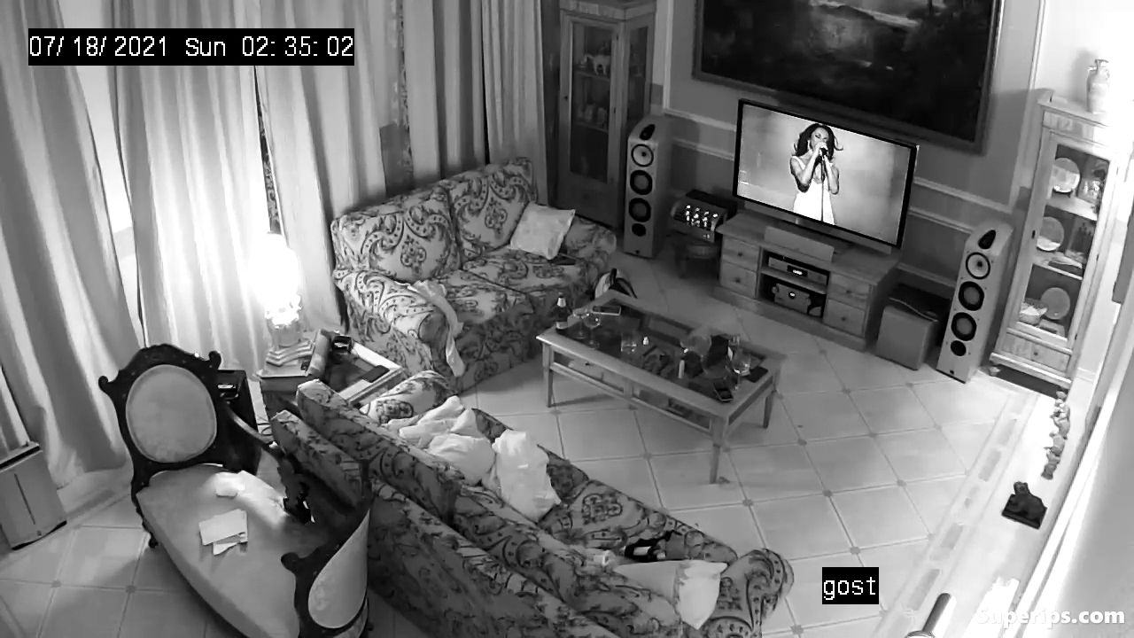 IPCAM – Rich Russian man fucks three young girls