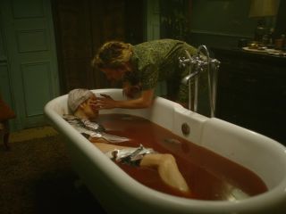 Nudeceleb- Suzanne Clement, Oulaya Amamra – Vampires s01e04-06 (2020) HD 1080p