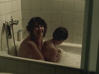 Nudeceleb- Lucia Quintana – El hoyo (2006)