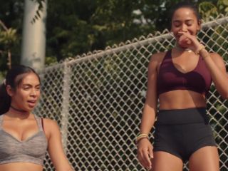 Nudeceleb- Willa Fitzgerald Marlo Kelly Herizen F. Guardiola – Dare Me s01e01 (2019) HD 1080p