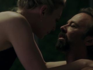 Nudeceleb- Emily Kinney, Kyra Sedgwick – Ten Days in the Valley s01e02 (2017) HD 1080p