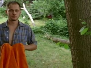 Nudeceleb- Astrid Meyerfeldt – Der Heckenschutze (2008)